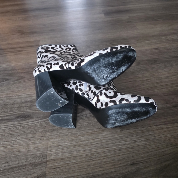 Nine West Jilene Leopard Print Ankle Boots In Black And White - Picture 2 of 5